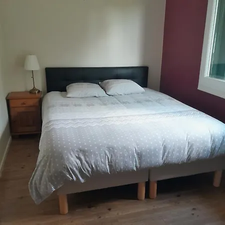 Le Calme Pres De La *